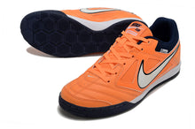 Carregar imagem no visualizador da galeria, Nike SB Gato Futsal - Laranja
