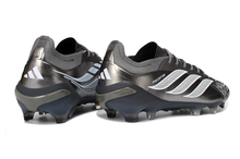 Carregar imagem no visualizador da galeria, Adidas Predator 26 Elite FG
