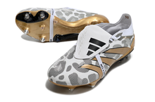 Carregar imagem no visualizador da galeria, Adidas Predator Elite Tongue SG - Generation Pred 2.0
