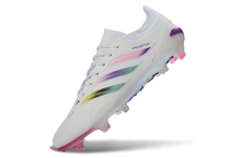 Carregar imagem no visualizador da galeria, Adidas Predator 26 Elite FG - Branco Rosa
