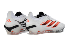 Carregar imagem no visualizador da galeria, Adidas Predator 26 Elite FG
