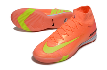 Carregar imagem no visualizador da galeria, Nike Air Zoom Mercurial Superfly 10 Elite Futsal - Laranja
