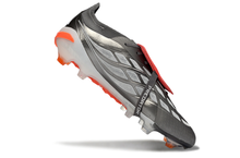 Carregar imagem no visualizador da galeria, Adidas Predator 26 Elite Tongue FG
