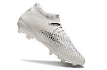 Carregar imagem no visualizador da galeria, Puma Future 8 Ultimate FG - Branco
