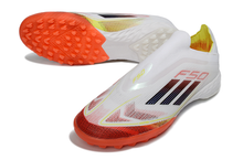 Carregar imagem no visualizador da galeria, Adidas F50 Elite Laceless Society - Pure Victory
