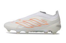 Carregar imagem no visualizador da galeria, Adidas Predator 26 Elite LL FG
