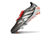 Carregar imagem no visualizador da galeria, Adidas Predator 26 Elite Tongue FG
