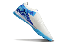 Carregar imagem no visualizador da galeria, Nike Phantom GX II Elite Society - Branco Azul
