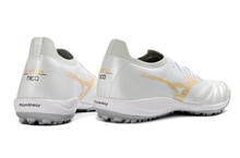 Carregar imagem no visualizador da galeria, Mizuno Morelia Neo Sala β Society - Branco
