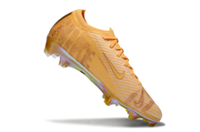Carregar imagem no visualizador da galeria, Nike Air Zoom Mercurial Vapor 16 Elite FG - Dourado
