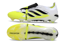 Carregar imagem no visualizador da galeria, Adidas Predator 26 Elite Tongue FG - Branco Verde
