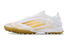 Carregar imagem no visualizador da galeria, Adidas F50 Elite Laceless Society - Branco Dourado
