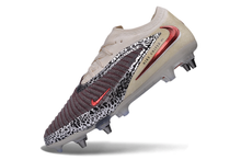 Carregar imagem no visualizador da galeria, Nike Phantom 6 Elite SG Trava Mista - United 03
