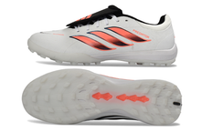 Carregar imagem no visualizador da galeria, Adidas Predator League 26 Society
