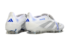 Carregar imagem no visualizador da galeria, Adidas Predator 25 Elite Tongue FG - Branco
