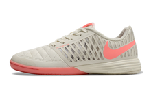 Carregar imagem no visualizador da galeria, Nike Lunar Gato II Futsal - Creme
