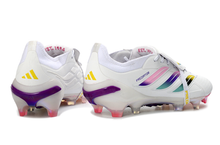 Carregar imagem no visualizador da galeria, Adidas Predator 26 Elite Tongue FG - Branco Rosa
