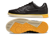 Carregar imagem no visualizador da galeria, Nike Gato Futsal - Preto Dourado
