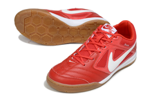 Carregar imagem no visualizador da galeria, Nike SB Gato Futsal - Vermelho
