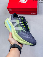 Carregar imagem no visualizador da galeria, Tênis New Balance FC SC Elite V4 - CLIQUE PARA VER MAIS CORES
