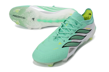 Carregar imagem no visualizador da galeria, Adidas Predator 26 Elite FG - Verde Branco

