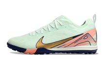 Carregar imagem no visualizador da galeria, Nike Mercurial Air Zoom Vapor 16 Pro Society - CR7
