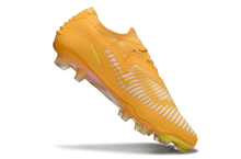 Carregar imagem no visualizador da galeria, Nike Phantom 6 Elite FG - Gold
