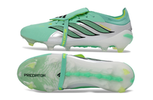 Carregar imagem no visualizador da galeria, Adidas Predator 26 Elite Tongue FG - Verde Branco
