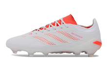 Carregar imagem no visualizador da galeria, Adidas Predator 26 Elite FG
