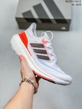 Carregar imagem no visualizador da galeria, Tênis Adidas Ultra Boost Light - CLIQUE PARA VER MAIS CORES
