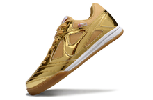 Carregar imagem no visualizador da galeria, Nike SB Gato Futsal - Dourado
