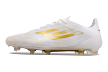 Carregar imagem no visualizador da galeria, Adidas F50 Elite FG - Branco Dourado
