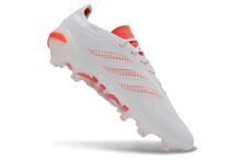 Carregar imagem no visualizador da galeria, Adidas Predator 26 Elite FG
