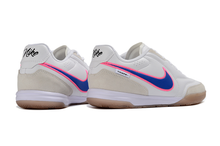 Carregar imagem no visualizador da galeria, Nike Tiempo Street Gato Futsal - Branco Rosa
