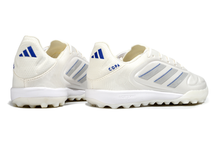 Carregar imagem no visualizador da galeria, Adidas Copa Pure III Society - Branco
