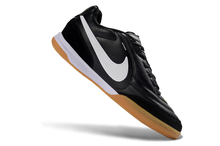 Carregar imagem no visualizador da galeria, Nike Tiempo Street Gato Futsal - Preto

