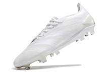 Carregar imagem no visualizador da galeria, Adidas Predator Elite FG - Branco
