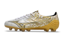 Carregar imagem no visualizador da galeria, Mizuno Alpha Made in Japan - Prism Gold Pack
