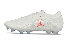 Carregar imagem no visualizador da galeria, Nike Tiempo Maestro Elite FG - Jordan
