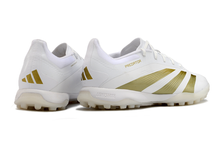 Carregar imagem no visualizador da galeria, Adidas Copa Pure .3 Society - Branco Dourado
