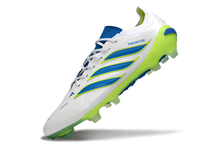 Carregar imagem no visualizador da galeria, Adidas Predator 26 Elite FG
