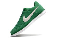 Carregar imagem no visualizador da galeria, Nike Gato Futsal - Verde
