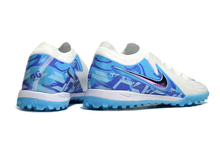 Carregar imagem no visualizador da galeria, Nike Phantom GX II Elite Society - Branco Azul
