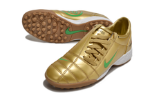 Carregar imagem no visualizador da galeria, Nike Total 90 Society - Gold
