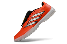 Carregar imagem no visualizador da galeria, Adidas Predator League 26 Society
