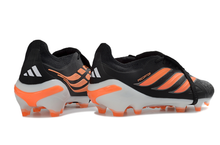 Carregar imagem no visualizador da galeria, Adidas Predator 26 Elite Tongue FG - Preto Laranja
