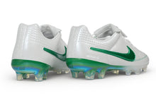 Carregar imagem no visualizador da galeria, Nike Tiempo Legend R10 Touch Of Gold

