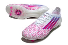 Carregar imagem no visualizador da galeria, Adidas F50 Elite FG - Trinity Rodman
