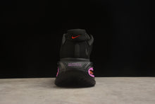 Carregar imagem no visualizador da galeria, NIKE VOMERO PREMIUM
