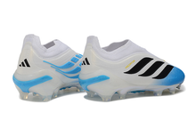 Carregar imagem no visualizador da galeria, Adidas Predator 26 Elite LL FG
